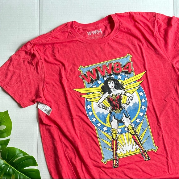 Wonder Woman T-Shirts WW84 Comic Graphic NEW - Picture 7 of 9